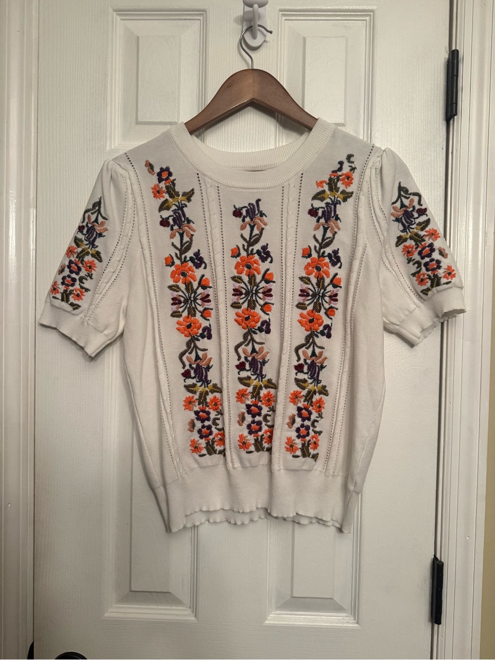 Boheme Embroidered Floral Knit Top medium $68 shirt sweater Anthropologie - Picture 3 of 5